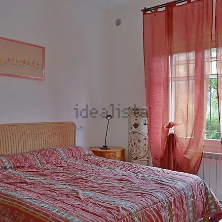 Semesterbostad Casa Fortuna Imperia